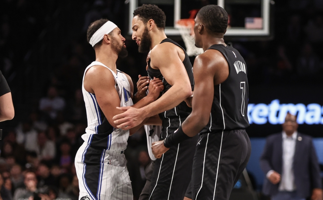 詹姆斯压哨三分绝杀领衔4月26日-尊龙app下载