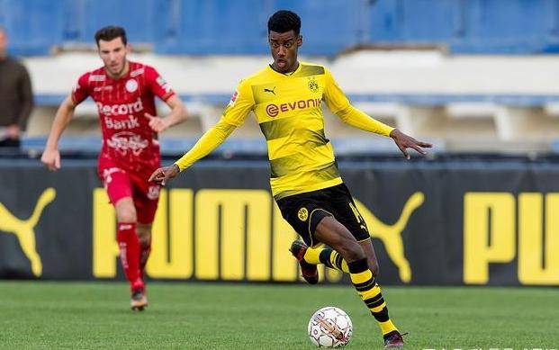 刚刚！关键时刻尼斯刷新队史纪录转会期深圳男篮调整名单以备德甲，皇家社会围绕中超调整名单的简单介绍-尊龙体育平台